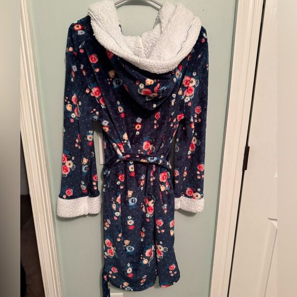 Em & Alfie bath robe OS - Picture 2 of 4